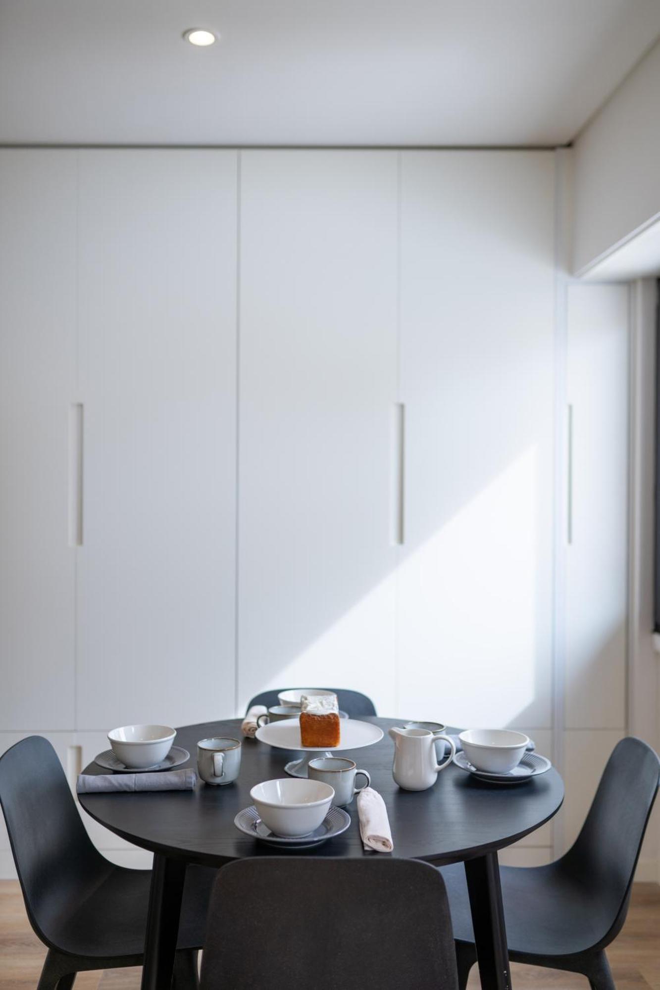 Lusiadas 53 2ºd - Beautiful Two-Bedroom Apartment Lisbona Esterno foto